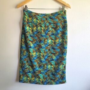 Lularoe Cassie Skirt, Multicolor Palm, Size Small‎